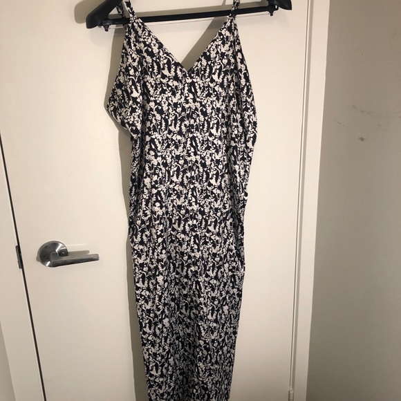 Something Navy Slip Dress - Picture 3 of 5